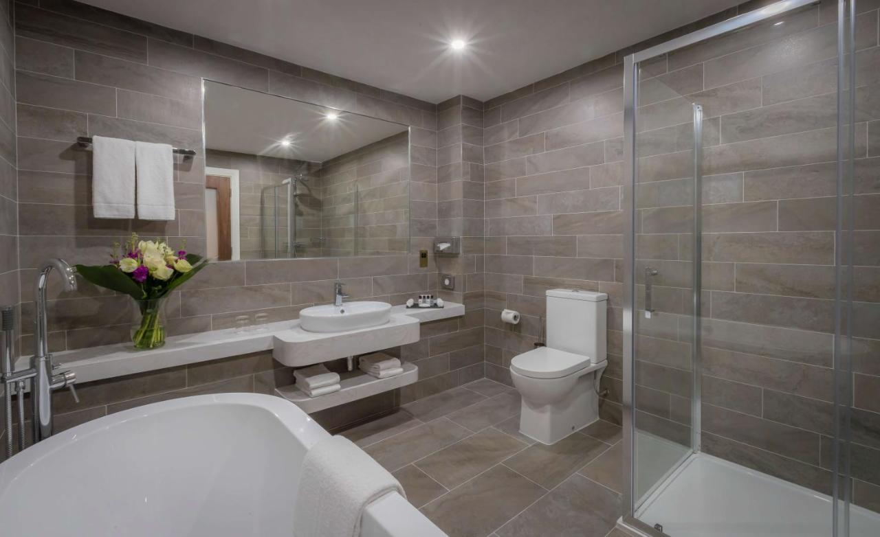 Castletroy Park Hotel Suites Лімерик Екстер'єр фото